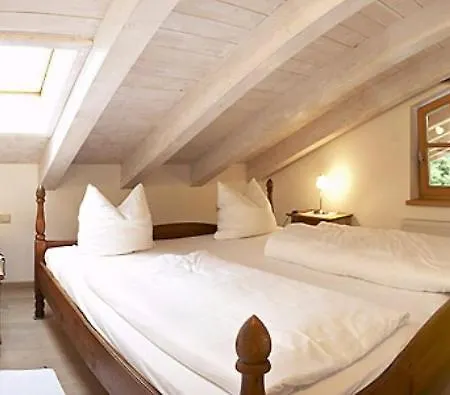 Hefele Apartment
